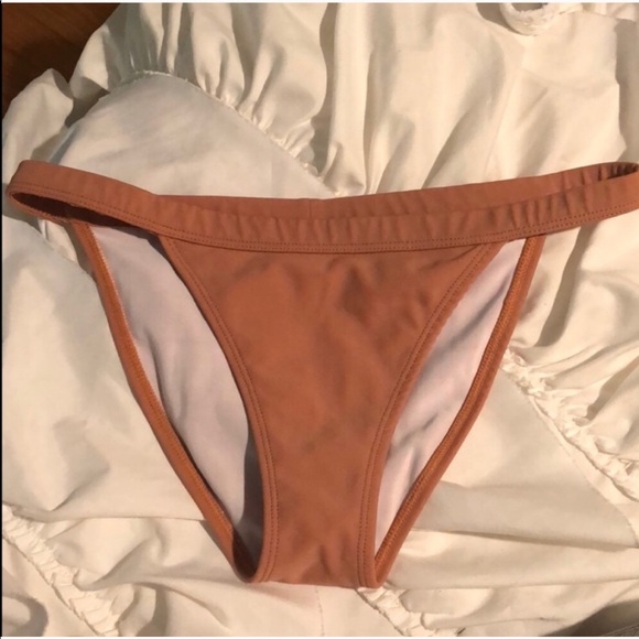 Shell bikini ๐ - Picture 4 of 4